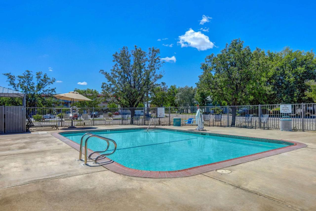 Motel 6-Red Bluff, Ca Zewnętrze zdjęcie