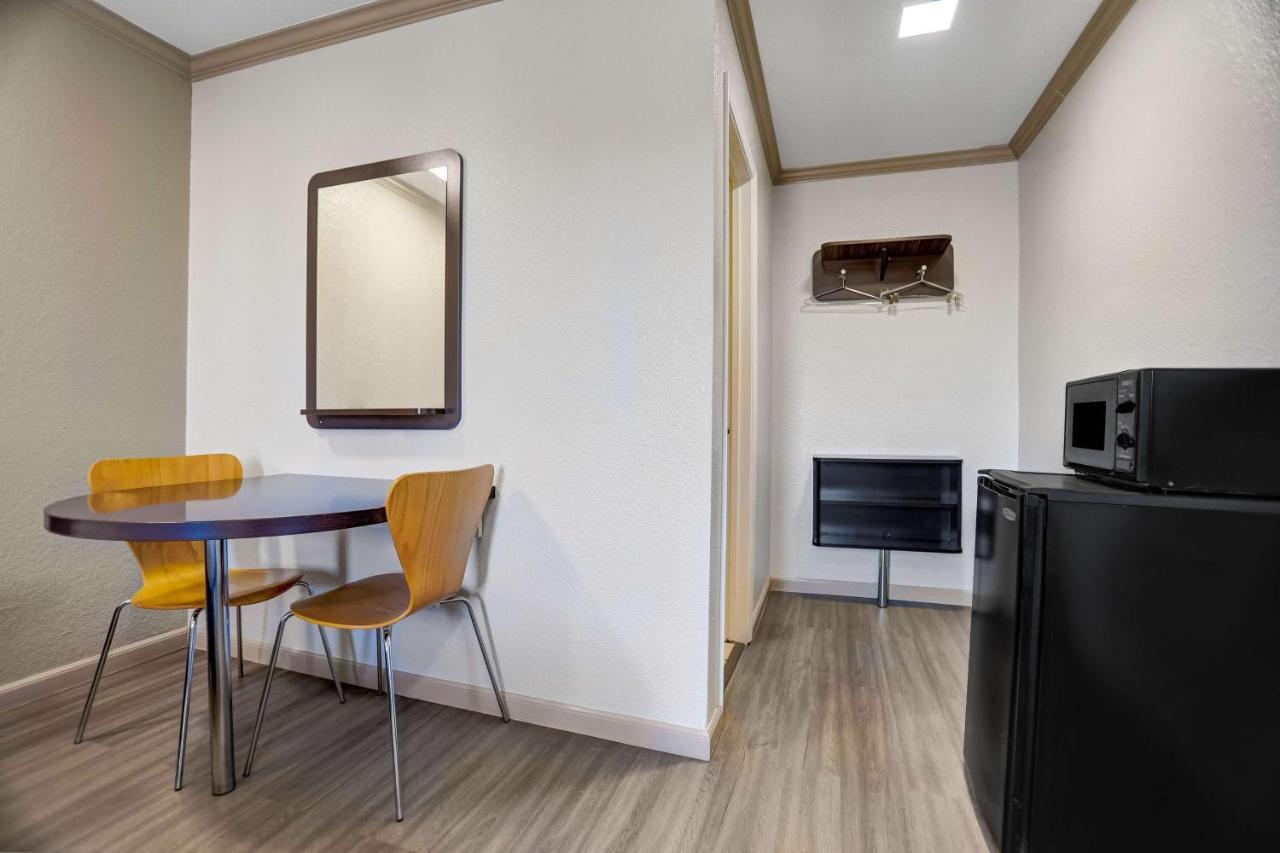 Motel 6-Red Bluff, Ca Zewnętrze zdjęcie