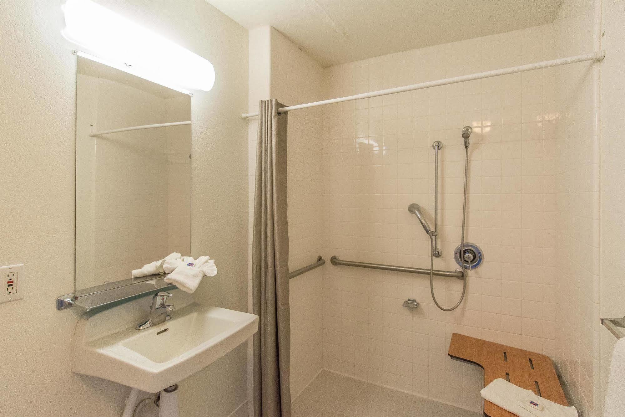 Motel 6-Red Bluff, Ca Zewnętrze zdjęcie