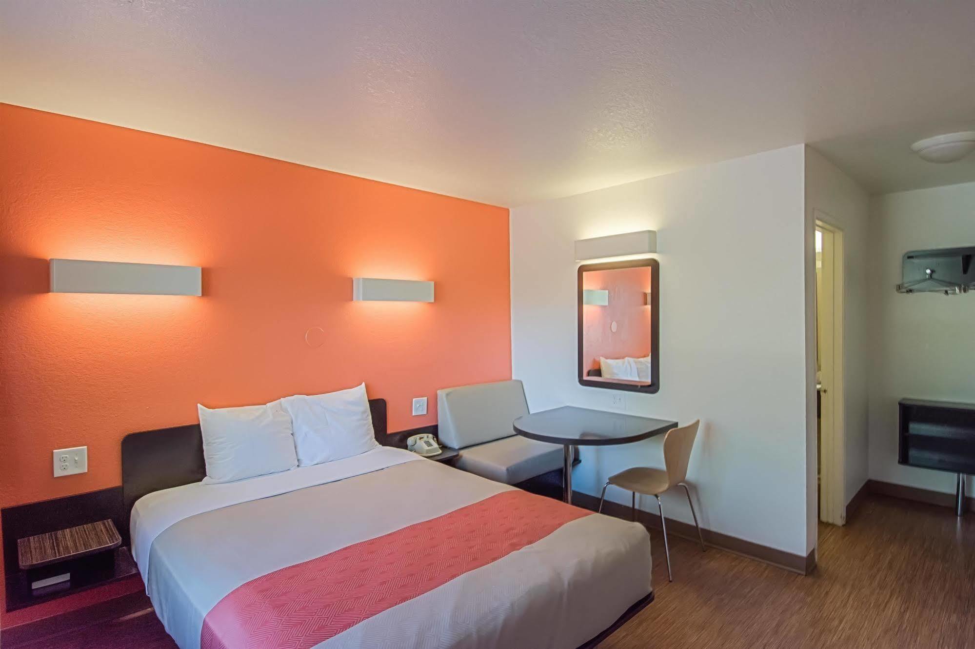 Motel 6-Red Bluff, Ca Zewnętrze zdjęcie